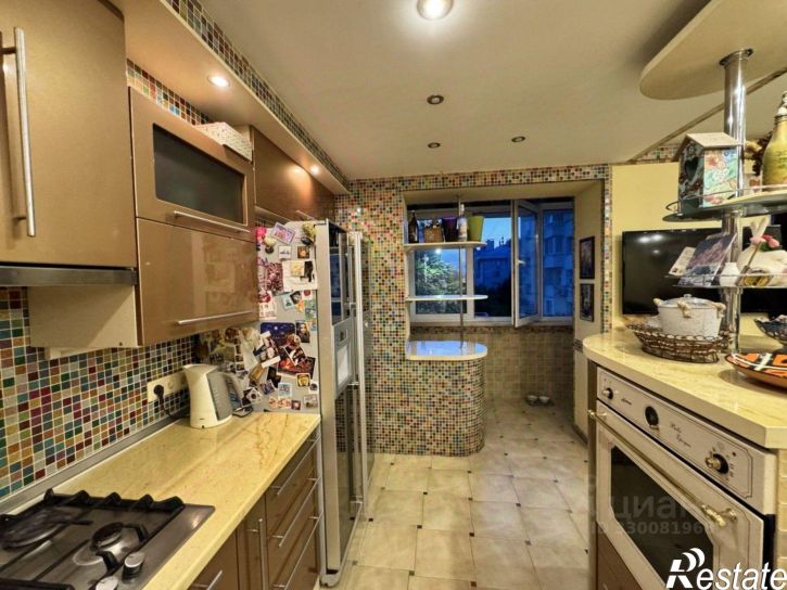 5-комн квартира ул Астана Кесаева, 18,  д. 18