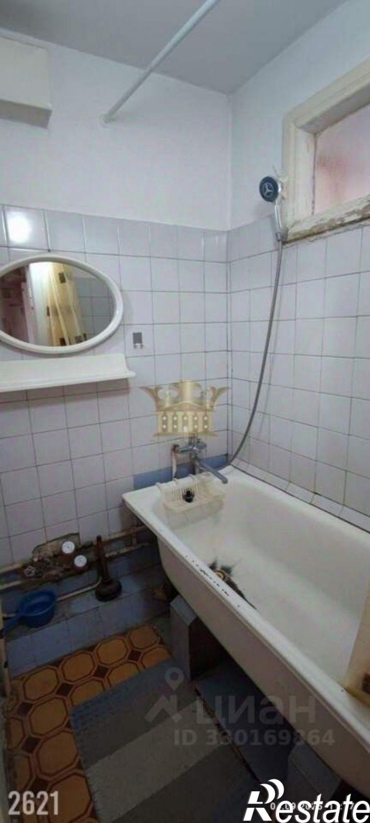 2-комн квартира улица Большевика Попова, 2,  д. 2