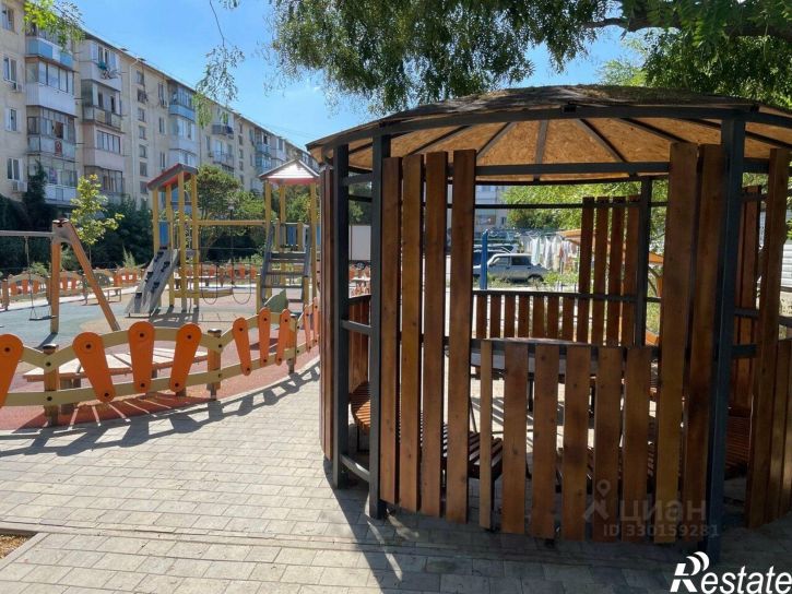 2-комн квартира Евпатория, улица Дёмышева, 132