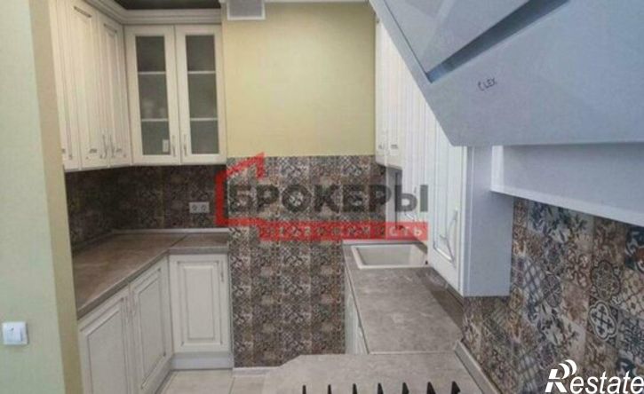 3-комн квартира улица Репина, 1Б,  д. 1Б