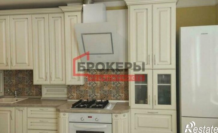 3-комн квартира улица Репина, 1Б,  д. 1Б