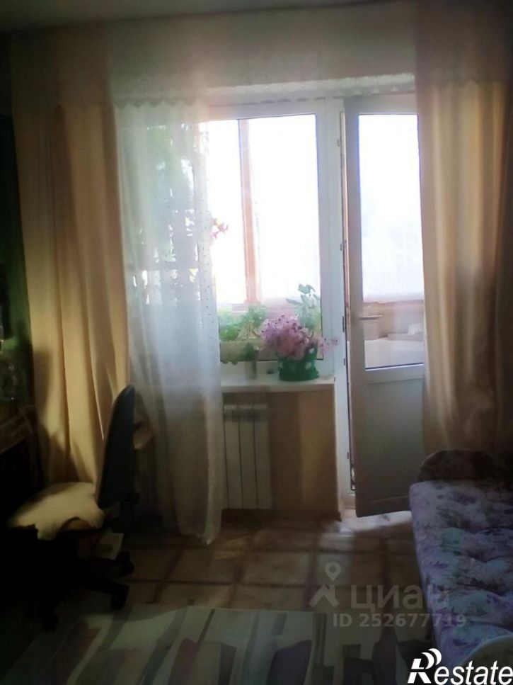 1-комн квартира улица Большевика Попова, 8,  д. 8