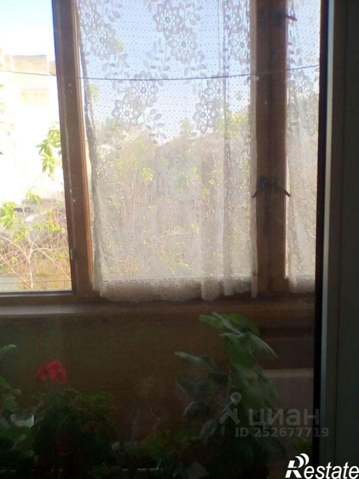 1-комн квартира улица Большевика Попова, 8,  д. 8