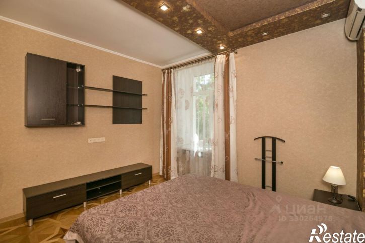 2-комн квартира улица Генерала Петрова, 6,  д. 6
