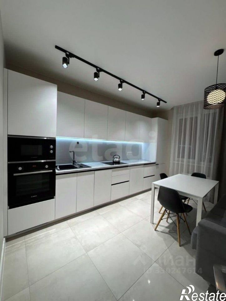 2-комн квартира ул Крымской весны, 2,  д. 2