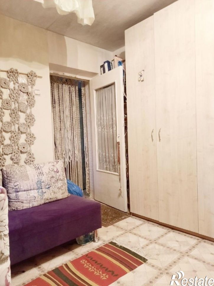 1-комн квартира улица Большевика Попова, 8,  д. 8