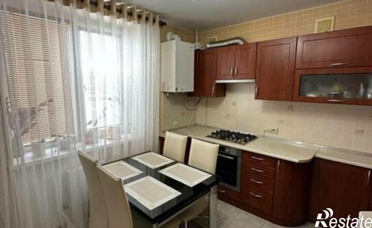 2-комн квартира ул Хрусталева, 173,  д. 173