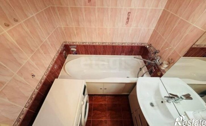 3-комн квартира улица Александра Косарева, 15,  д. 15