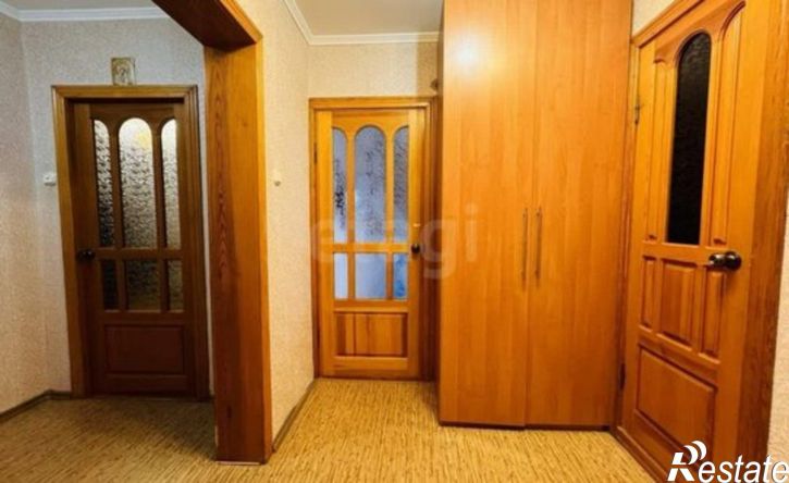3-комн квартира улица Александра Косарева, 15,  д. 15