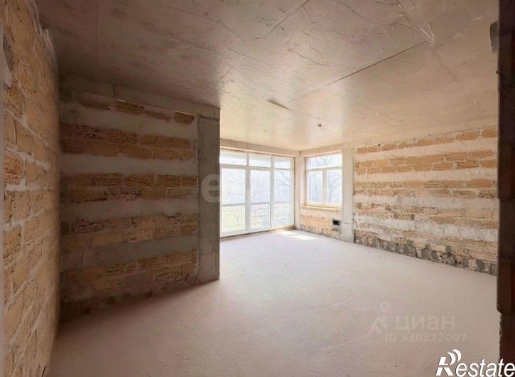 3-комн квартира улица Батурина, 36Г,  д. 36Г