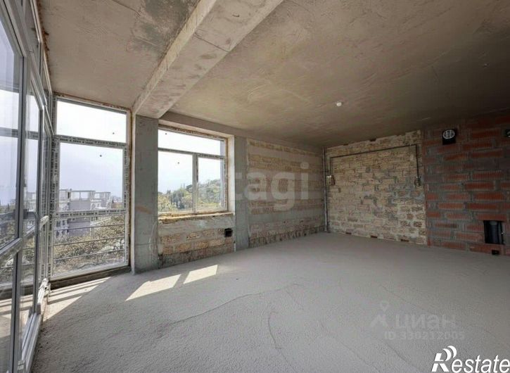 3-комн квартира улица Батурина, 36Г,  д. 36Г
