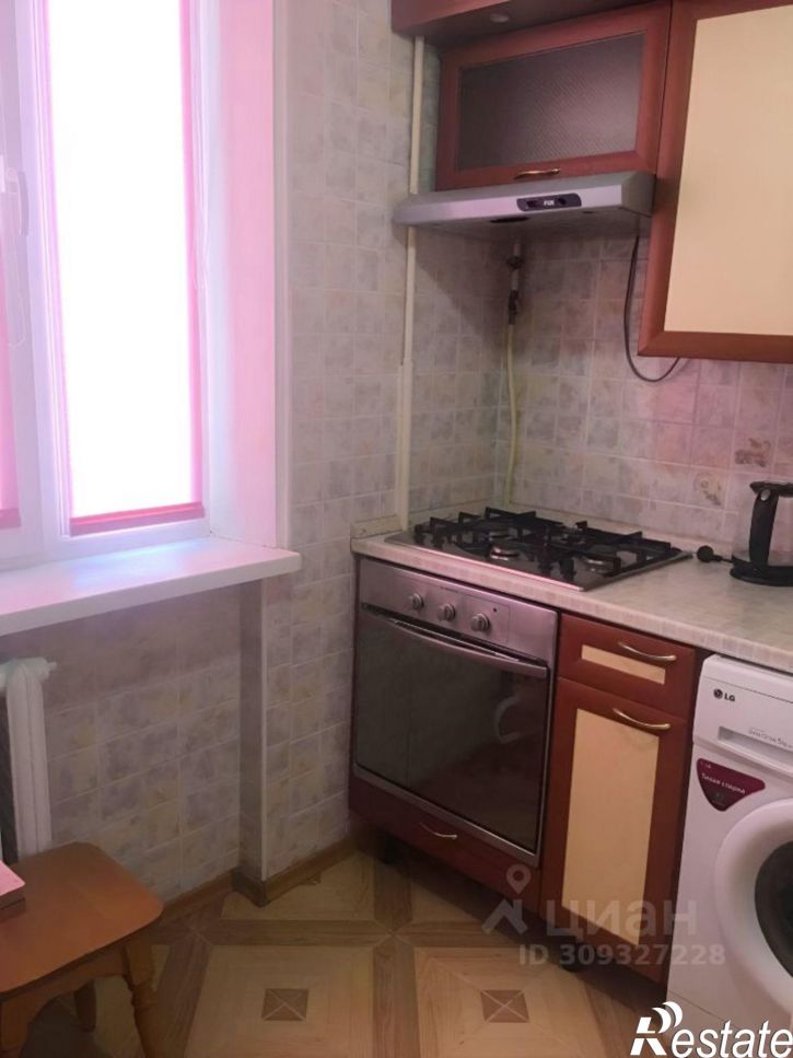 1-комн квартира проспект Генерала Острякова, 152,  д. 152