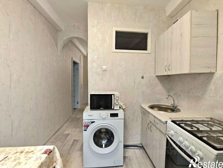1-комн квартира проспект Генерала Острякова, 100,  д. 100
