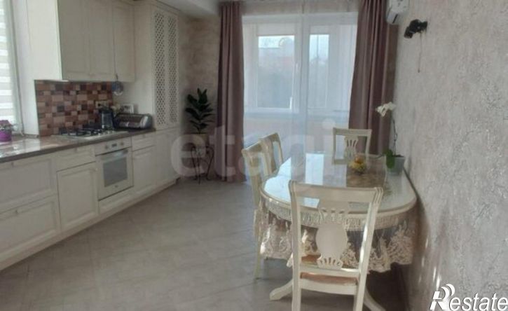 2-комн квартира Евпатория, проспект Ленина, 68к42