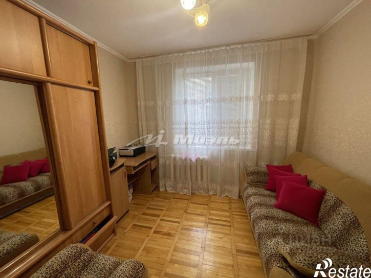 4-комн квартира Симферополь г., Центральный