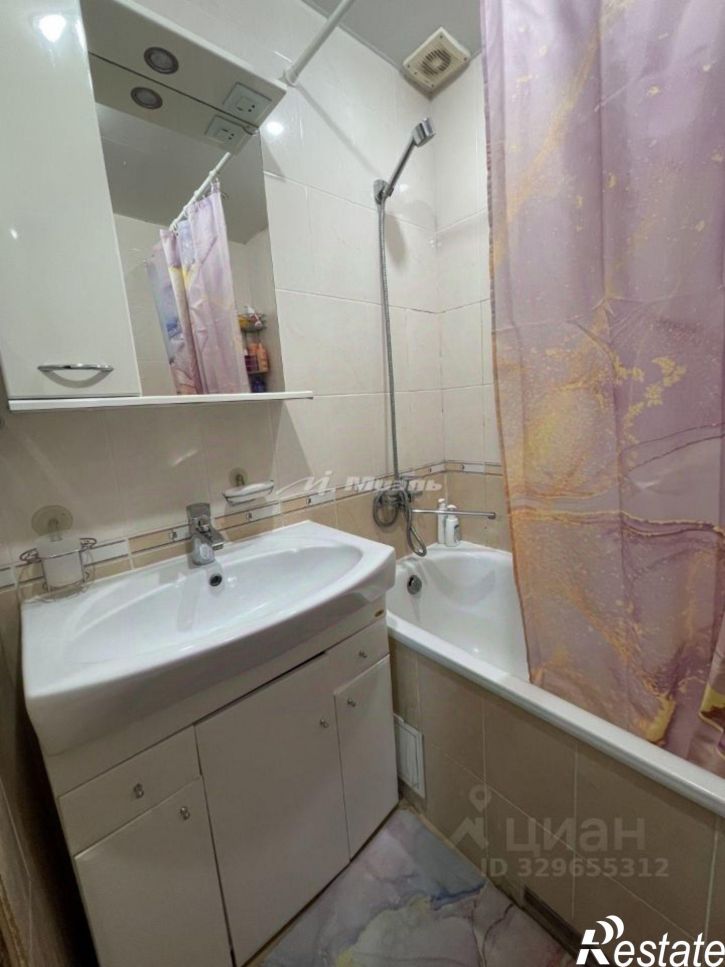 4-комн квартира Симферополь г., Центральный