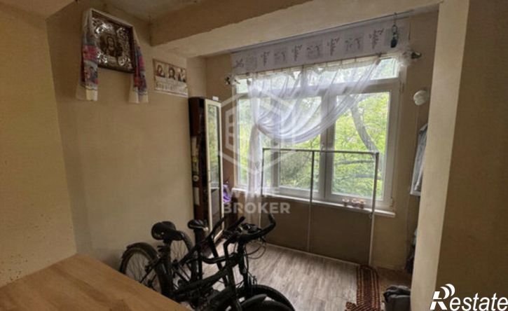 3-комн квартира Севастополь, проспект Героев Сталинграда, 50