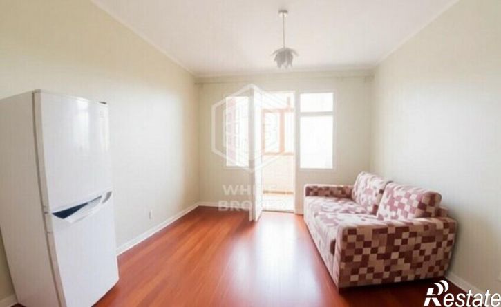 4-комн квартира улица Адмирала Юмашева, 19В,  д. 19В