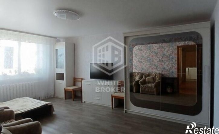 4-комн квартира улица Адмирала Юмашева, 19В,  д. 19В