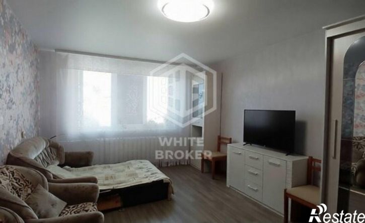 4-комн квартира улица Адмирала Юмашева, 19В,  д. 19В