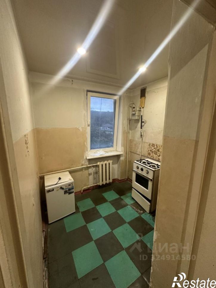 1-комн квартира ул Героев Революции, 37,  д. 37