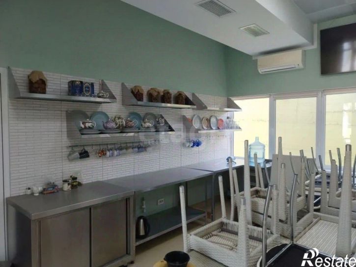 4-комн квартира улица Юнге, 7В,  д. 7В