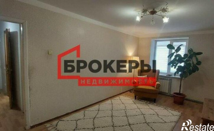 3-комн квартира ул Военных Строителей, 10/6,  д. 10/6