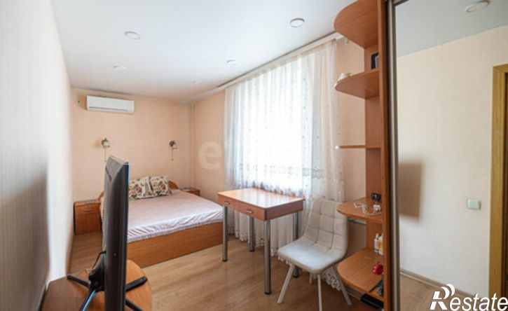 2-комн квартира Брестская улица, 20,  д. 20