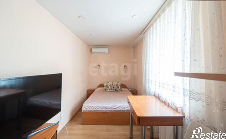 2-комн квартира Брестская улица, 20,  д. 20
