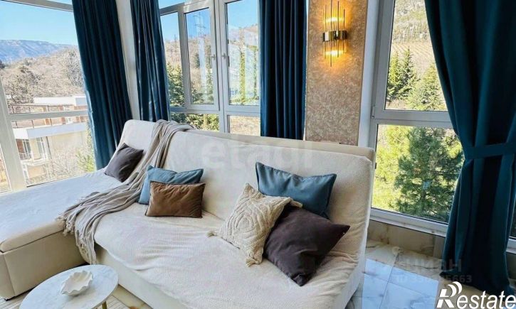 2-комн квартира улица Авроры, 110,  д. 110