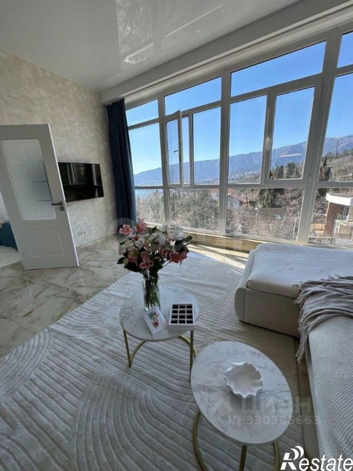 2-комн квартира улица Авроры, 110,  д. 110