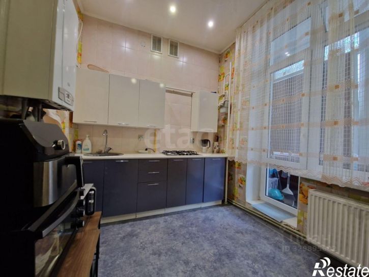 3-комн квартира Античный проспект, 8,  д. 8