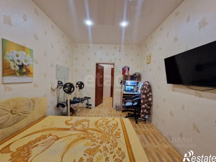 3-комн квартира Античный проспект, 8,  д. 8