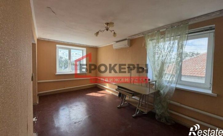 5-комн квартира улица Парижской коммуны, 14,  д. 14