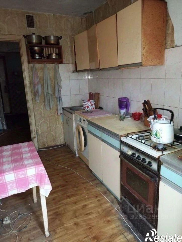 3-комн квартира ул Колобова, 23,  д. 23