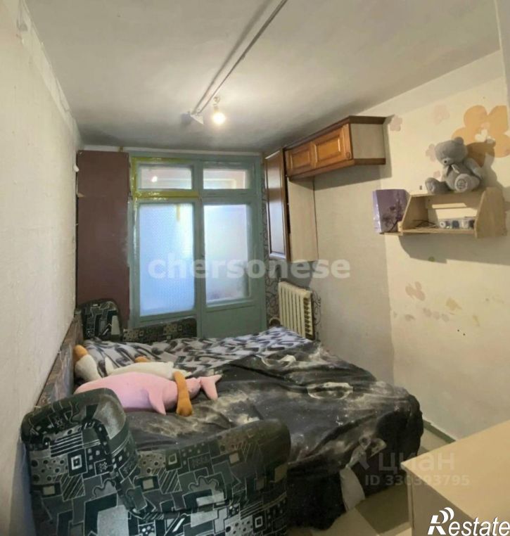 2-комн квартира Менжинского улица, 18,  д. 18