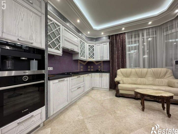 3-комн квартира проспект Победы, 2А,  д. 2А