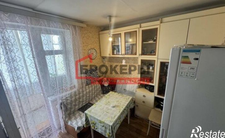 3-комн квартира улица Генерала Хрюкина, 10,  д. 10