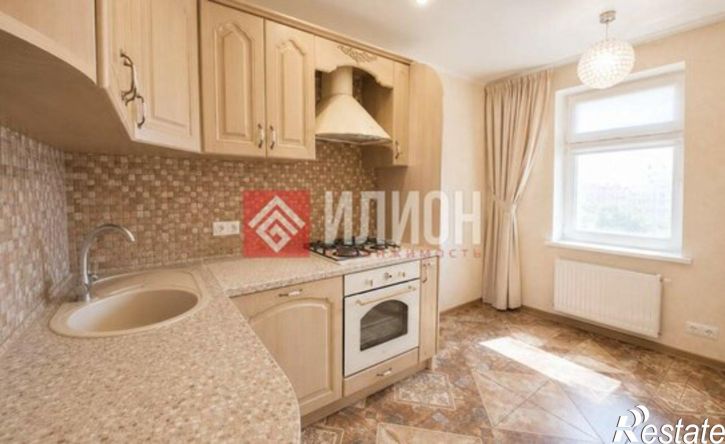 3-комн квартира ул Комбрига Потапова, 21,  д. 21