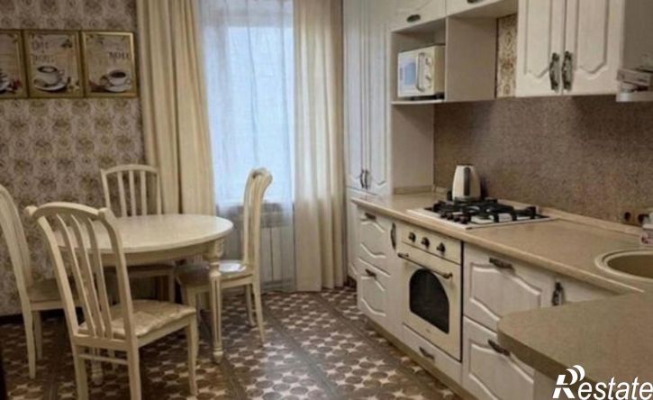 3-комн квартира ул Астана Кесаева, 8/4,  д. 8/4