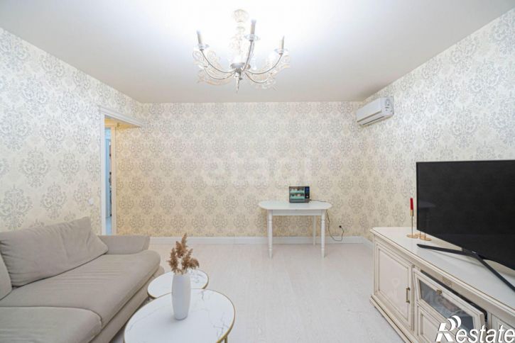 2-комн квартира ул Комбрига Потапова, 21,  д. 21