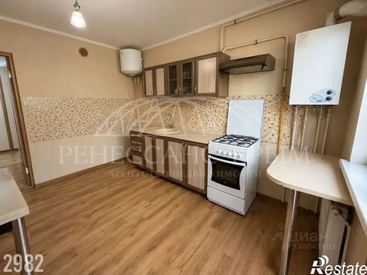 2-комн квартира ул Комбрига Потапова, 37,  д. 37