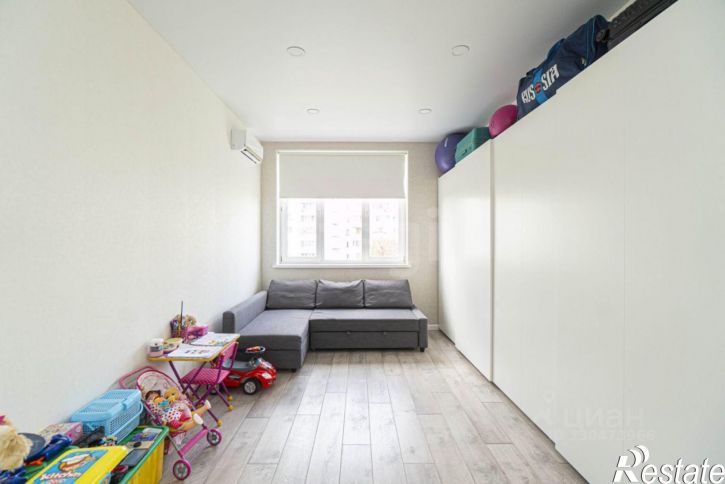 3-комн квартира улица Адмирала Юмашева, 4,  д. 4