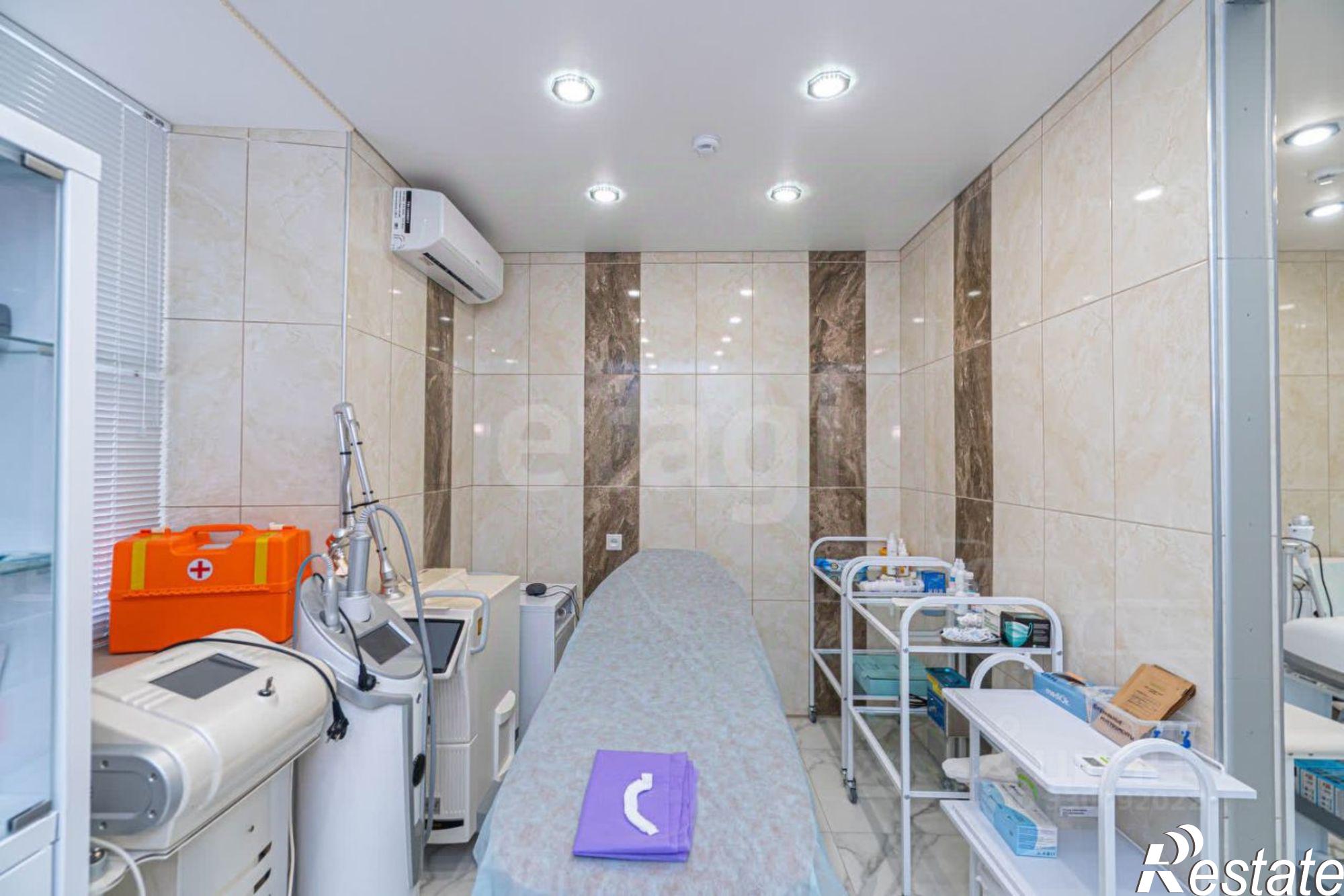 Купить офис, помещение под офис за 32 789 900 рублей на Севастополь, Севастополь