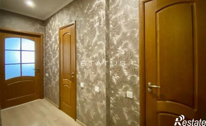 2-комн квартира Античный проспект, 70,  д. 70