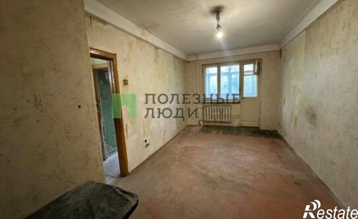 2-комн квартира пр-кт Гагарина, 4,  д. 4