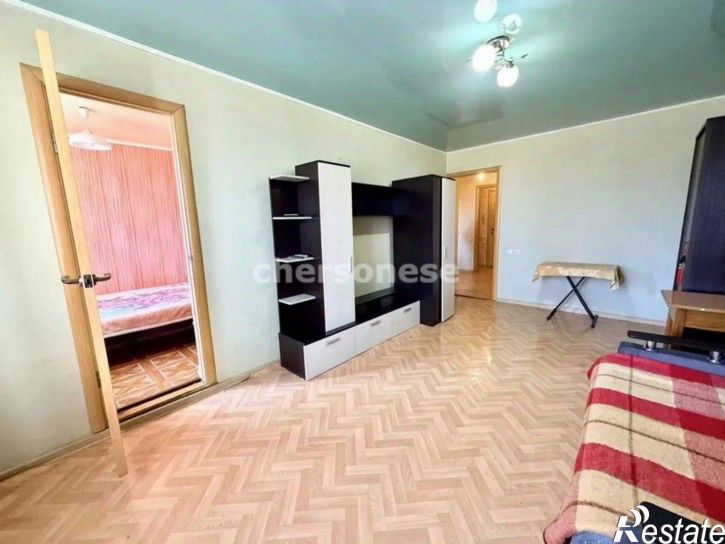 1-комн квартира пр-кт Героев Сталинграда, 52,  д. 52