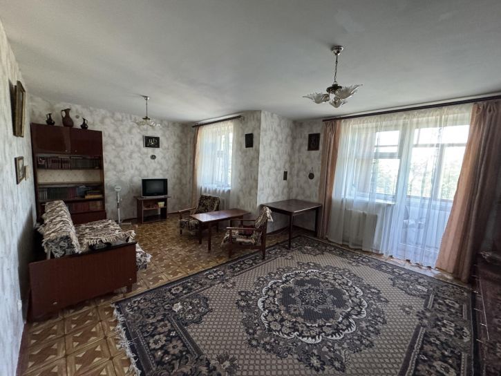 2-комн квартира Лексина улица,44
