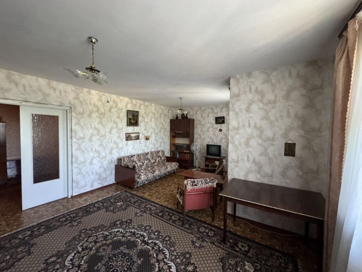 2-комн квартира Лексина улица,44
