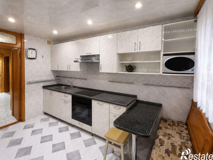 3-комн квартира проспект Генерала Острякова, 228,  д. 228